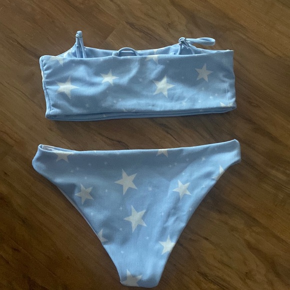 Blue bathing suit - Picture 2 of 2